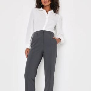 LULUS Tailored Grey Ankle Pants Size M waist:14.5” inseam:28”